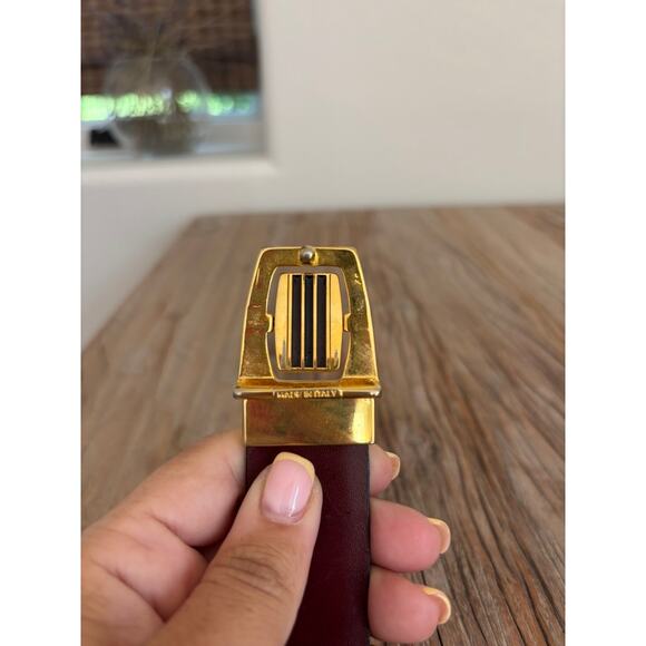 Vintage Reversible Leather Belt Gold-Tone Flip Buckle Made in Italy Size 40/100 - Picture 5 of 6